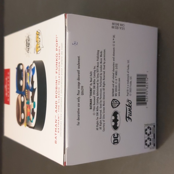 2023 Hallmark Batman And Robin Funko Pop! Magic Ornament NIB with Sound - Picture 5 of 5